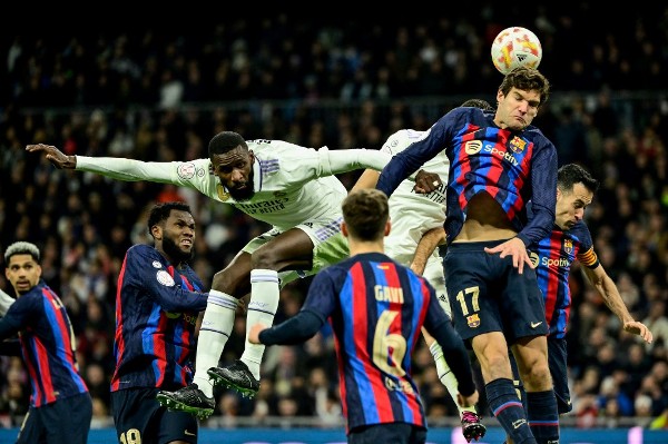 信使报：国米、纽卡、维拉和桑德兰关注贡多齐的情况